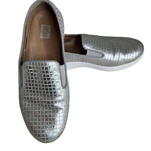 Fitflop Womens Silver Slip-On Sneakers Size 8 Croc Embossed